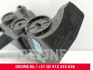 MG EHS Rear bumper bracket, left O328871 photo 3