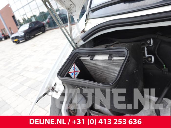Mercedes Sprinter Filter housing interior O328917