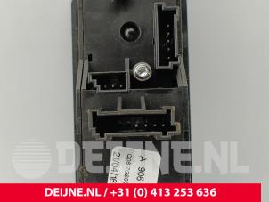 Mercedes Sprinter Electric window switch O329008 photo 3