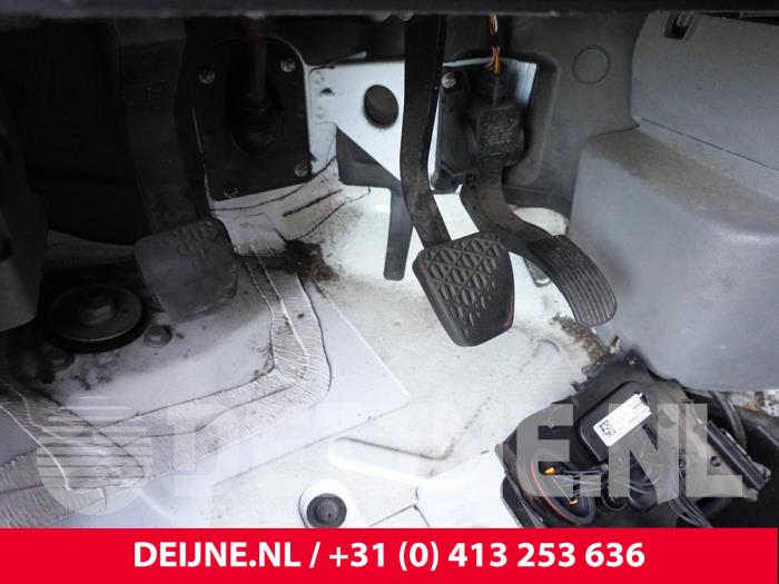 Mercedes Sprinter Gaspedal O329012