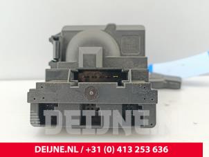 Mercedes Sprinter Kontaktslot+Sleutel O329019 foto 3