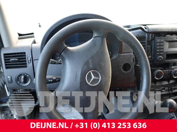 Mercedes Sprinter Lenkrad O329049