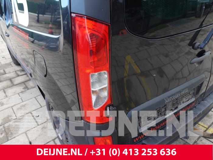 Mercedes Citan Rücklicht links O329087