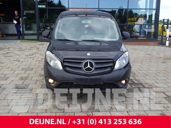 Mercedes Citan Motorhaube O329136