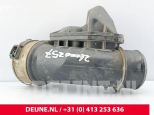 Volvo S60 Intercooler Rohr O329622 foto 2