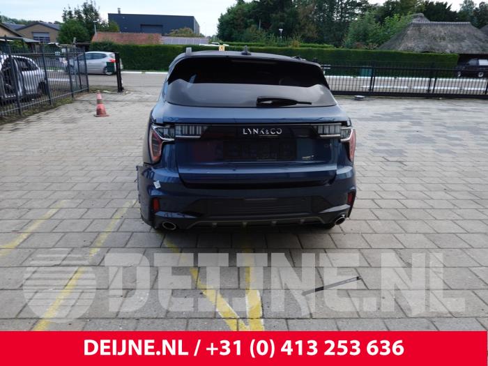 Lynk & Co 01 Achterklep O329631