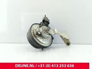 Volvo S60 Horn O329739 photo 2