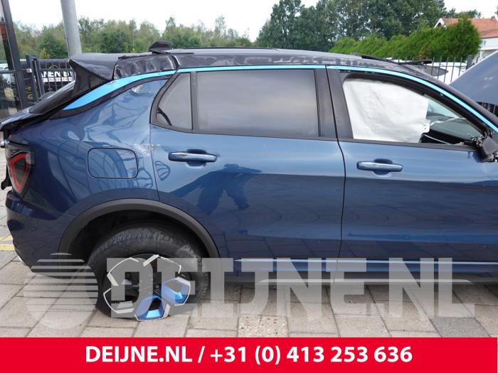 Lynk & Co 01 Türscheibe 4-türig rechts hinten O329760
