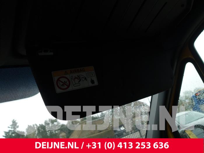 Mercedes eSprinter Sonnenblende O330160