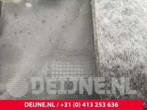 Lynk & Co 01 Motor Schutzblech O330134 foto 3