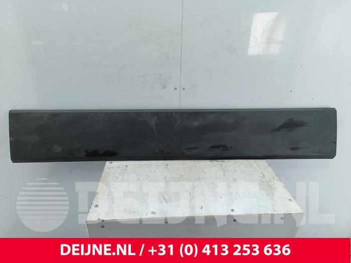 Volkswagen Crafter Zierleiste O330148