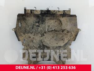 Peugeot Expert Motor Beschermplaat O331037 foto 2