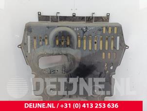 Peugeot Expert Engine protection panel O331038 photo 2
