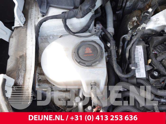 Volkswagen Caddy Expansion vessel O331350