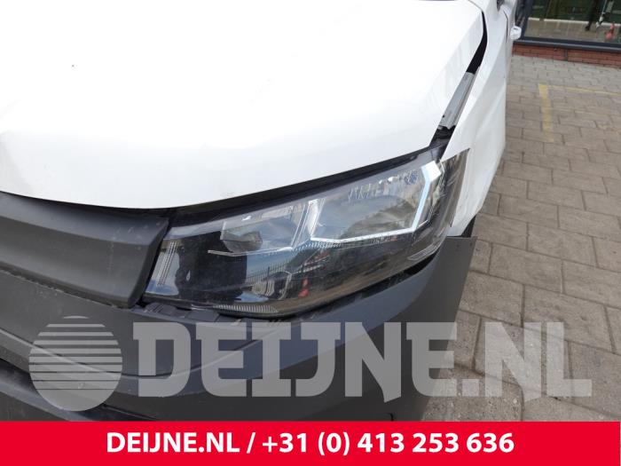 Volkswagen Caddy Headlight, left O331360