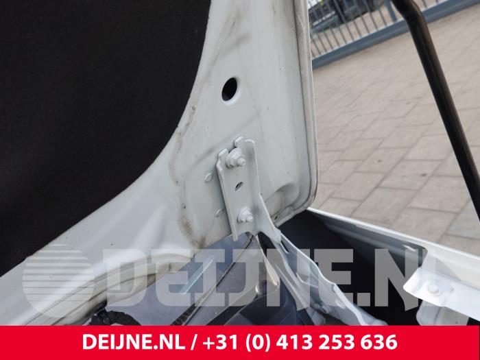 Volkswagen Caddy Bonnet Hinge O331368
