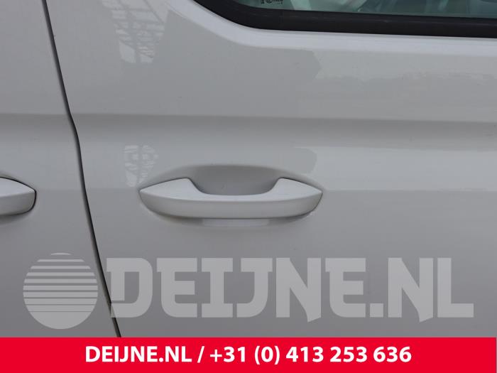 Volkswagen Caddy Door handle 2-door, right O331426