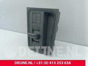 Volkswagen Caddy Gear stick O331412 photo 2