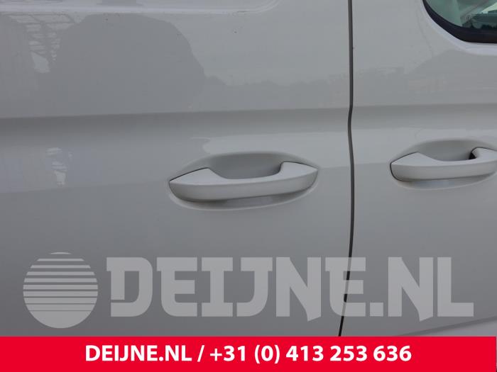 Volkswagen Caddy Sliding door handle, right O331429