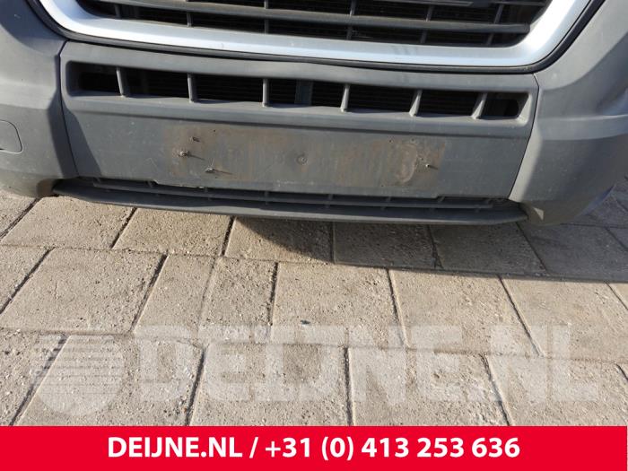 Peugeot Boxer Bumperdeel midden-voor O331729