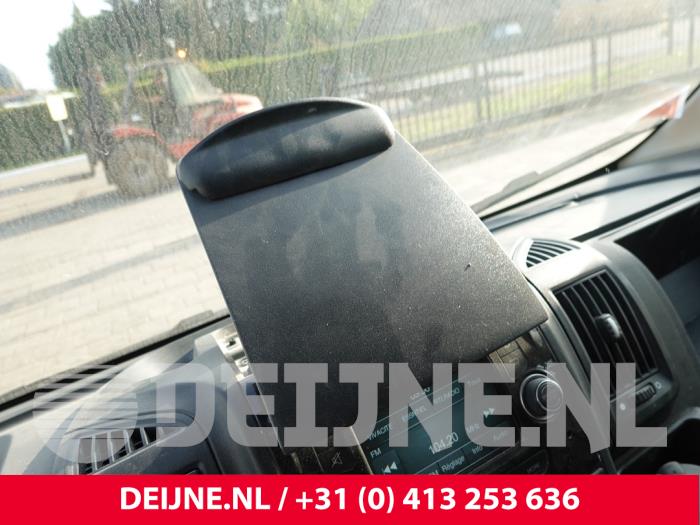 Peugeot Boxer Dashboard klep O331739