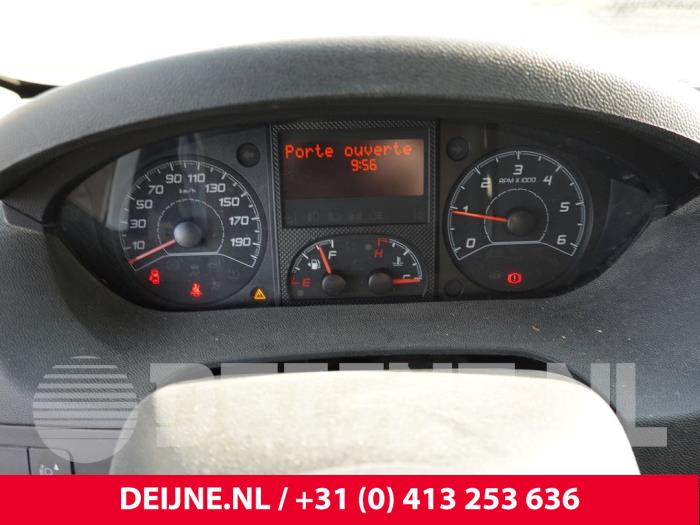 Peugeot Boxer Kilometerteller KM O331762