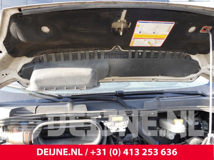 Peugeot Boxer Motorkap Bekleding O331772