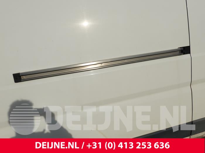 Peugeot Boxer Schuifdeur Rail rechts O331801