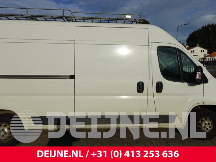 Peugeot Boxer Schuifdeur rechts O331802