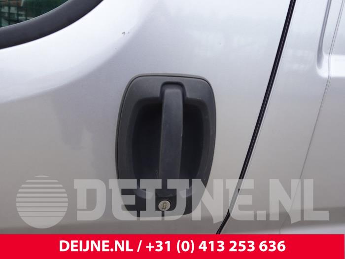 Peugeot Boxer Portiergreep 2Deurs links O331923