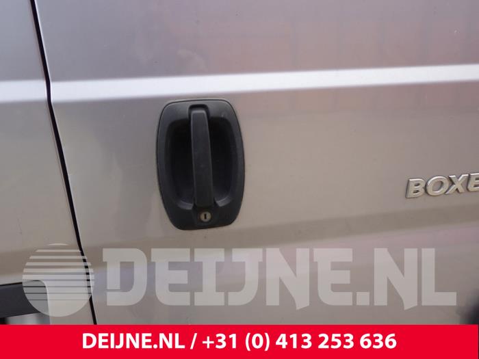 Peugeot Boxer Greep achterdeur Bus-Bestel O331927
