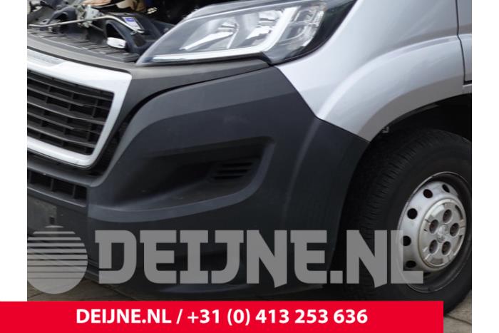 Peugeot Boxer Bumperhoek links-voor O331864