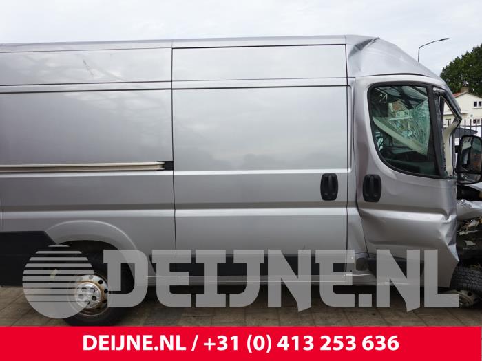 Peugeot Boxer Schuifdeur rechts O331895