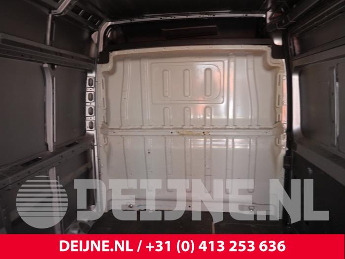 Peugeot Boxer Tussenschot Cabine O331907