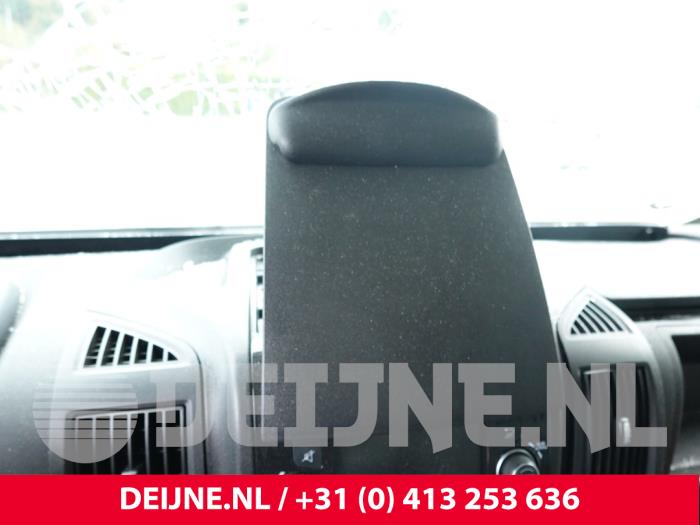 Peugeot Boxer Dashboard klep O331930