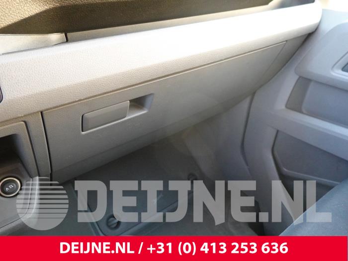 Volkswagen Crafter Glovebox O332473