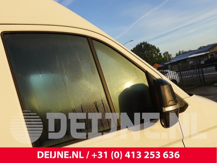 Volkswagen Crafter Quarter light, front right O332477