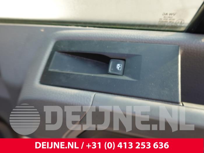 Volkswagen Crafter Electric window switch O332479