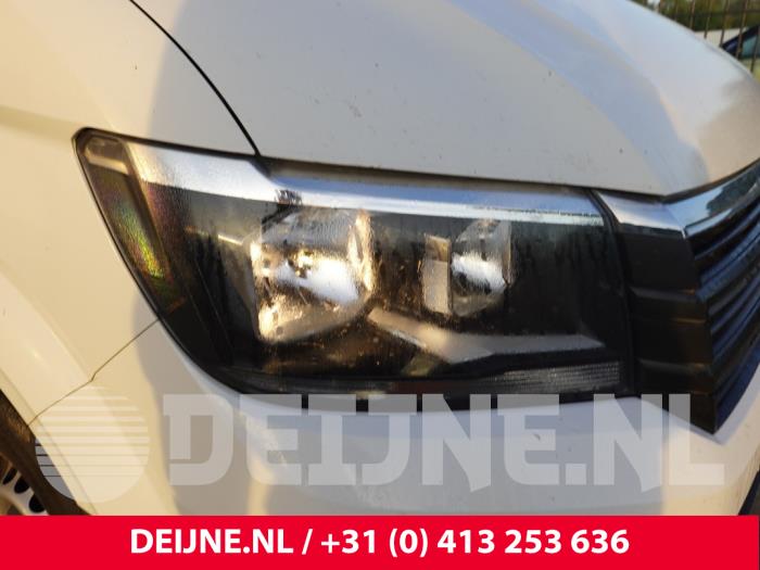 Volkswagen Crafter Headlight, right O332499