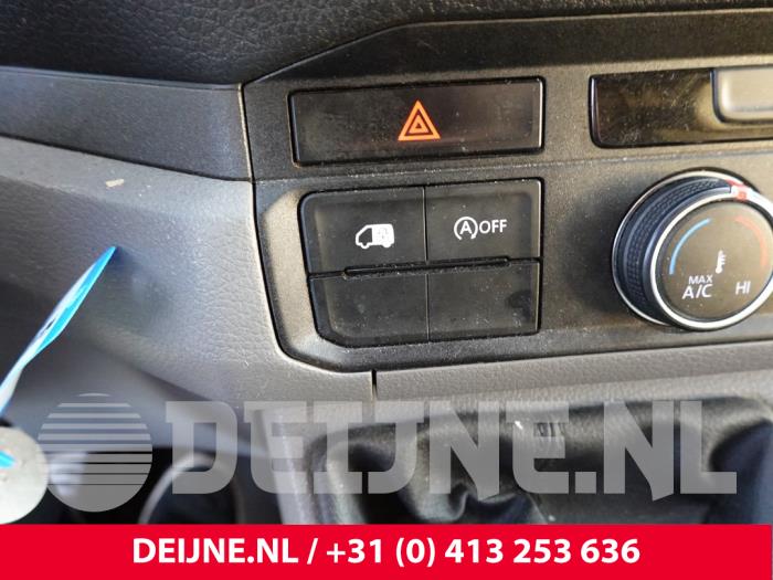 Volkswagen Crafter Start/Stop schakelaar O332546