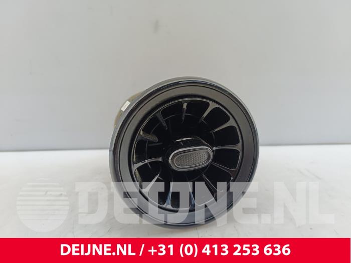 Mercedes Sprinter Luchtrooster Dashboard O332652