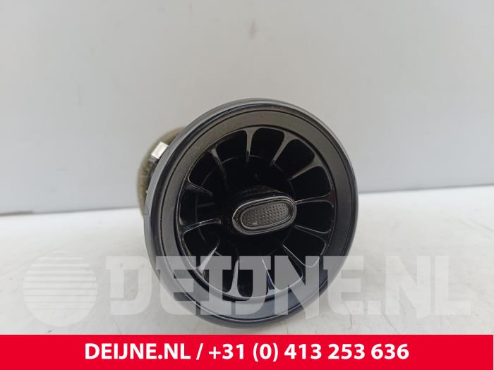 Mercedes Sprinter Luchtrooster Dashboard O332655