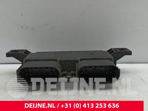Mercedes Sprinter ADM brandstof module O332666 foto 3