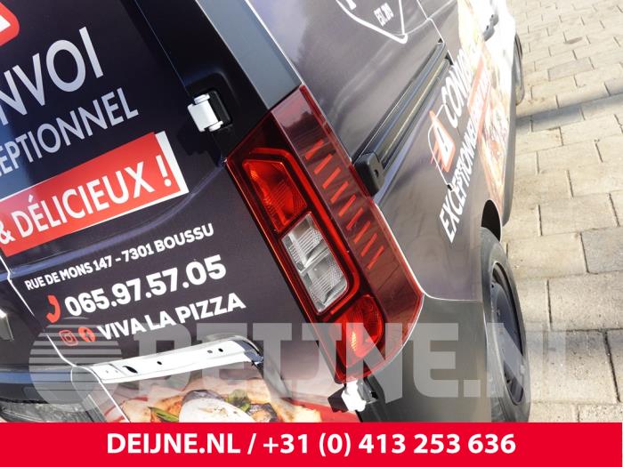 Renault Express Achterlicht rechts O332833