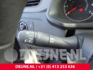 Renault Express Combischakelaar Stuurkolom O332845 foto 3