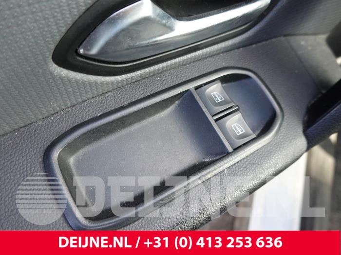 Renault Express Elektrisches Fenster Schalter O332852