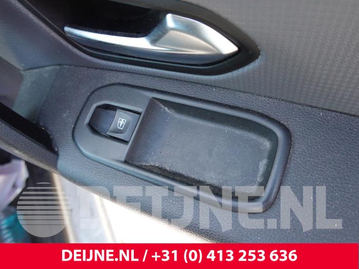 Renault Express Elektrisches Fenster Schalter O332853