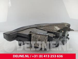 Volvo XC60 Koplamp rechts O334029 foto 4