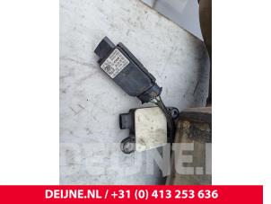 Volkswagen Caddy Katalysator O334121 foto 3