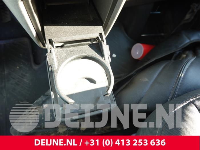 Ford Transit Custom Bekerhouder O334310